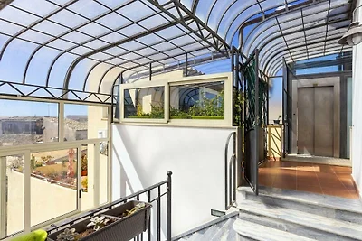 Salomone Apartment 13