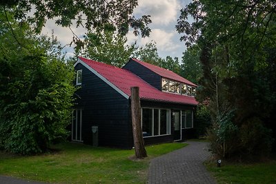 Rolstoelvriendelijk huis, op een bosrijk park