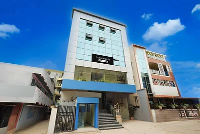 Townhouse Whitefield Bahnhof