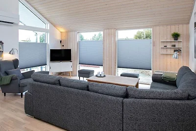 6 Personen Ferienhaus in Væggerløse