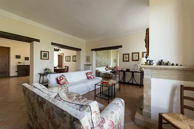 Villa privata con piscina nel cuore...