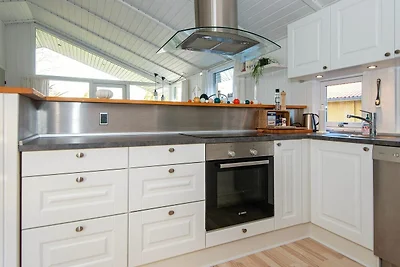 6 Personen Ferienhaus in Sjølund