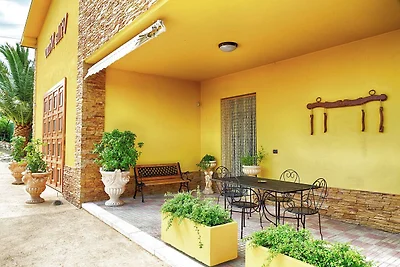 Villa con piscina privata, vicino al mare