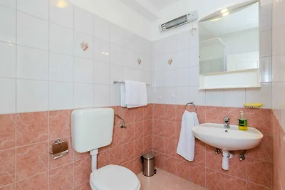 Color Apartments - Standard One-Bedroom Apart...