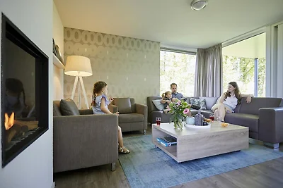 Stijlvolle villa met open haard in Limburg