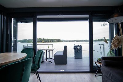 Luxe woonboot met prachtig uitzicht