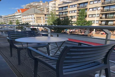 Appartamento a Nieuwpoort con vista mare