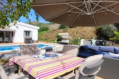 Casa de vacaciones en Torrox con piscina.