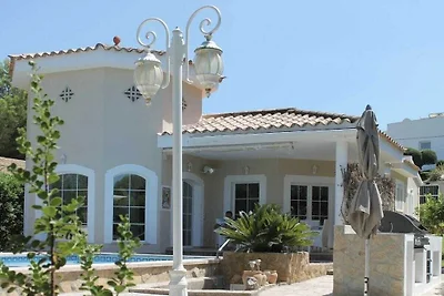 Villa in Santa Ponsa mit Schwimmbecken