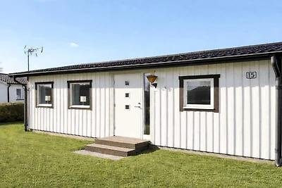 Einladendes Ferienhaus in Meeresnähe-By Traum