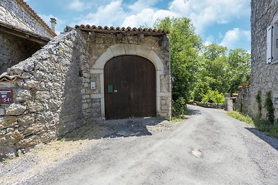 Schönes Ferienhaus mit privatem Pool