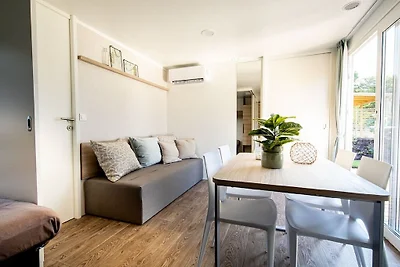 Fijn chalet met 2 badkamers, gelegen bij de...
