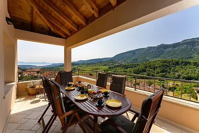 Ruhiger Rückzugsort mit Meerblick auf Insel...