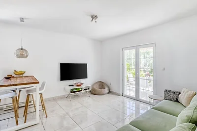 Villa a Sabbioncello vicino a Seabeach