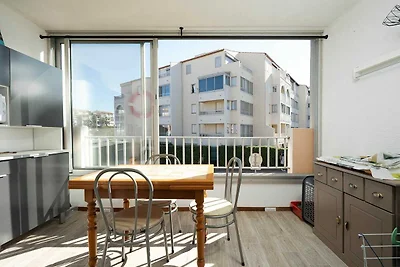 Zonnig appartement in Agde met gedeeld...