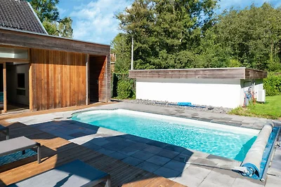 Villa White im Spa mit Pool