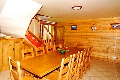 Modernes Chalet mit Balkon