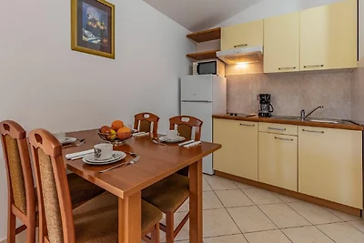 Appartement in Banjole vlakbij het strand