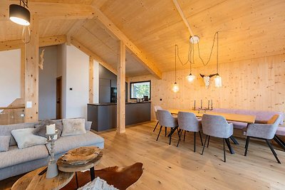 Chalet superior con sauna y jacuzzi.