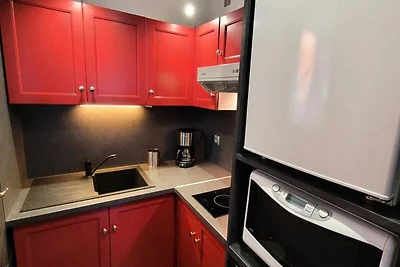 Helle und gut ausgestattete Wohnung, direkt i...