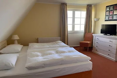 Reetdachhaus am Ostseestrand