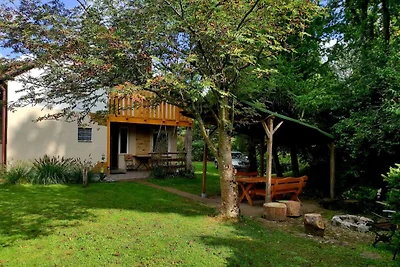 Ferienvilla am See, privater Garten
