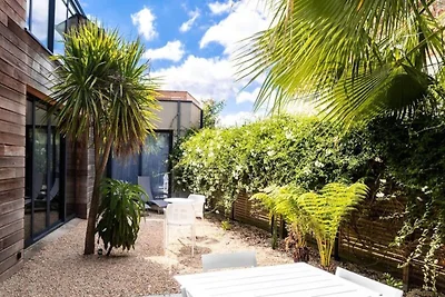 La Villa du Port · La Villa du Port - Pool un...