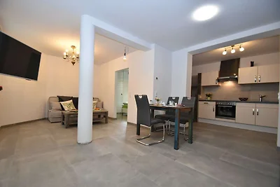 Licht appartement in een wijk van Ilmenau