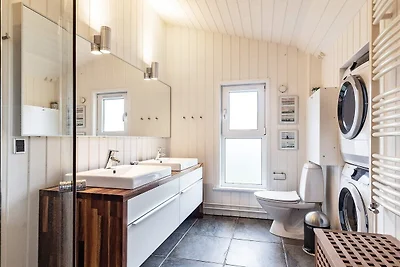Luxuriöses Poolhaus in Lonstrup