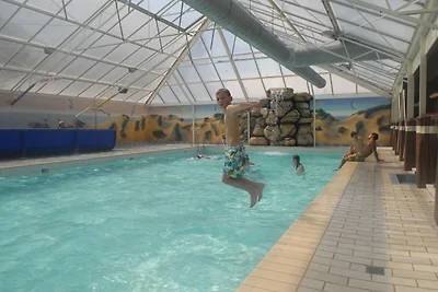 Schöne Villa in Sumar mit Gemeinschaftspool