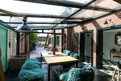 Luxuriöses Ferienhaus Room No. 35