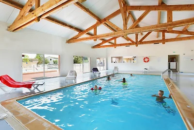 Rijtjeshuizen in Sauve met Zwembad & Sauna