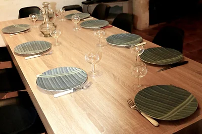 Blanquefort Hill Retreat