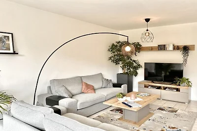 Vakantiehuis in Rees met zwembad