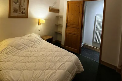 Schöne Wohnung mit großem Wohnzimmer · Direkt...