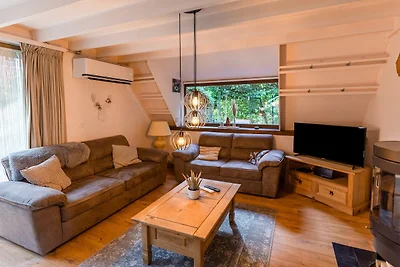 Gemütliches Chalet mit Sauna in Lanaken