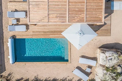 Apartamento Lecci con piscina al aire libre