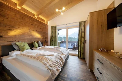 Luxe chalet met drie badkamers, nabij de...