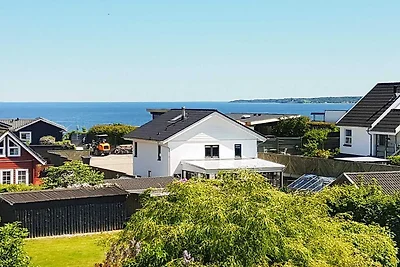 6 person holiday home in Børkop-By Traum