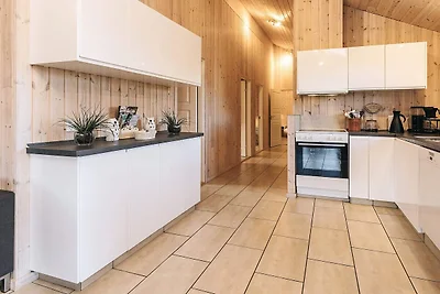Maison de vacances pour 8 a Brovst