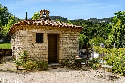 Wohnung in Oppède mit beheiztem Pool