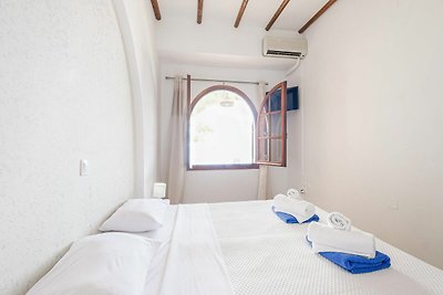 Komfortables Ferienhaus in Charaki mit...