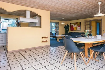 12 Personen Ferienhaus in Oksbøl