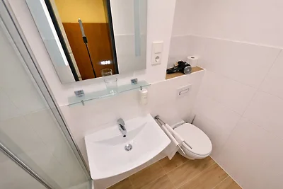 Studio Robert mit Pool und Sauna