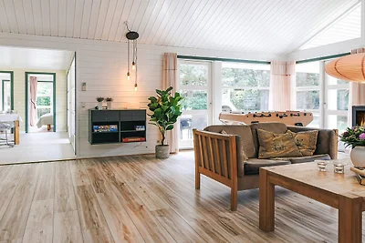 10 Personen Ferienhaus in Væggerløse-By Traum