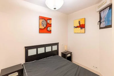 Apartment in Mandelieu-la-Napoule mit Pool