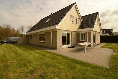 Moderne Villa am Wald in Zeewolde