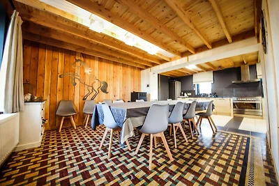 Schönes Ferienhaus in Gesves, umgeben von...
