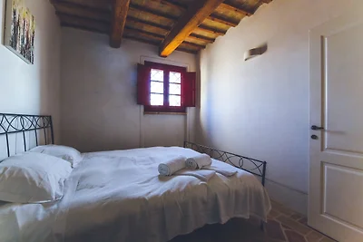 Alloggio in una bella villa con piscina