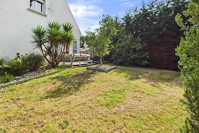 Haus in der Nähe des Strandes von Pont-Mahé m...